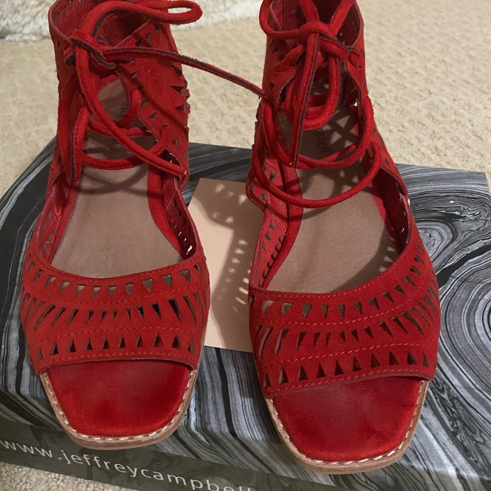 {JEFFREY CAMPBELL} rodillo low wedge 8.5 but fits a size 8 best.